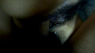 ಸೆಕ್ಸಿ ರ್ಯಾಕ್ ಹೊಂದಿರುವ ಆಬರ್ನ್ ವೇಶ್ಯೆಯು ಬಲವಾದ ಕಪ್ಪು ಹಂಕ್ಸ್ (MMF) ನಿಂದ ಫಕ್ ಮಾಡಲ್ಪಟ್ಟಿದೆ